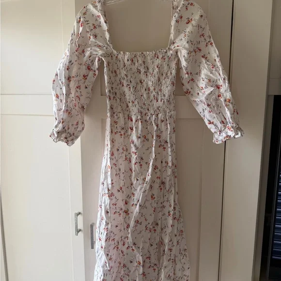 Reformation White Long Sleeve Dress with Red Floral Pattern Reformation White Long Sleeve Dress with Red Floral Pattern